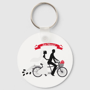 Porte-clés Juste jeunes mariés mariés sur la bicyclette