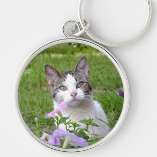 Porte-clés Kitty dans le porte - clé de fleurs