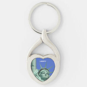 Porte-clés Lady Liberty sur fond bleu ciel
