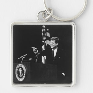 Porte-clés Le président américain John Kennedy à la conférenc