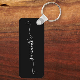 Porte-clés Nom girly en noir et blanc avec signature Swash