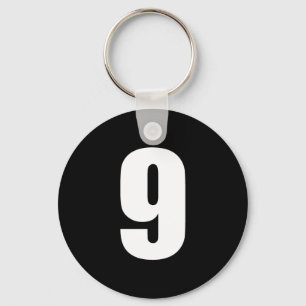 Porte-clés number 9 in white on black button keychain