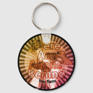 Porte-clés personnalisé avec un nom Aliens behind