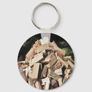Porte-clés Pile en bois coupée dehors