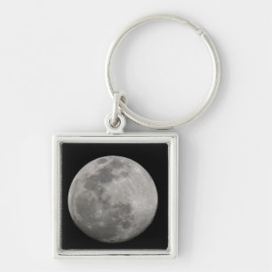 Porte-clés Pleine lune en noir et blanc. Crédit : Arthur