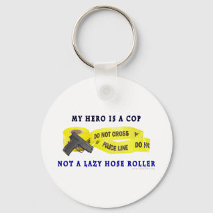 Porte-clés Police de héros de CANNETTE DE FIL