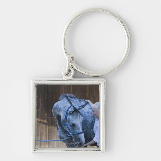 Porte-clés portrait de jeune fille tenant le cheval blanc (Devant)