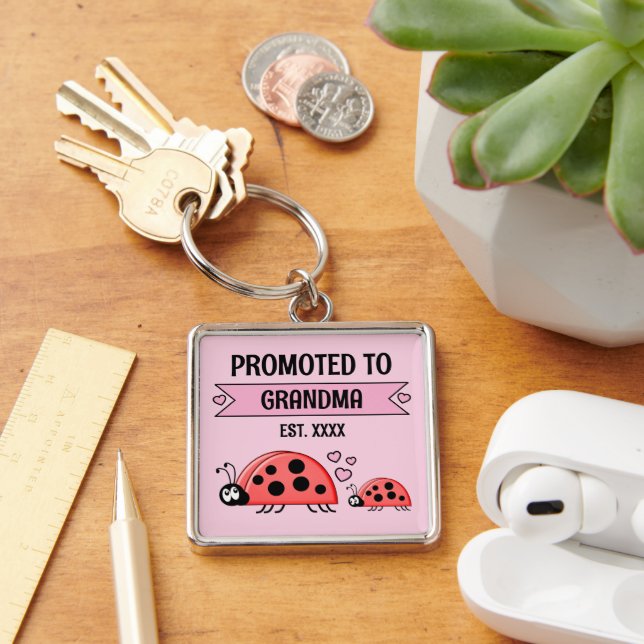 Porte-clés Promoted to Grandma ladybugs pink (Bureau)