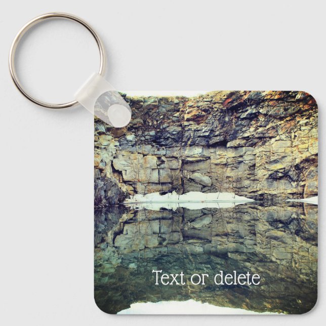 Porte-clés Réflexion d'eau de mur de roche personnalisée (Recto)