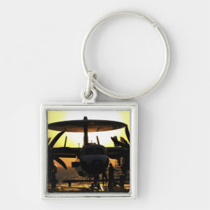 Porte-clés Travail de marins sur un avion d'E-2C Hawkeye