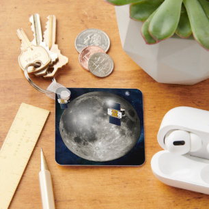 Porte-clés Twin Grail Spacecraft Orbitant La Lune.