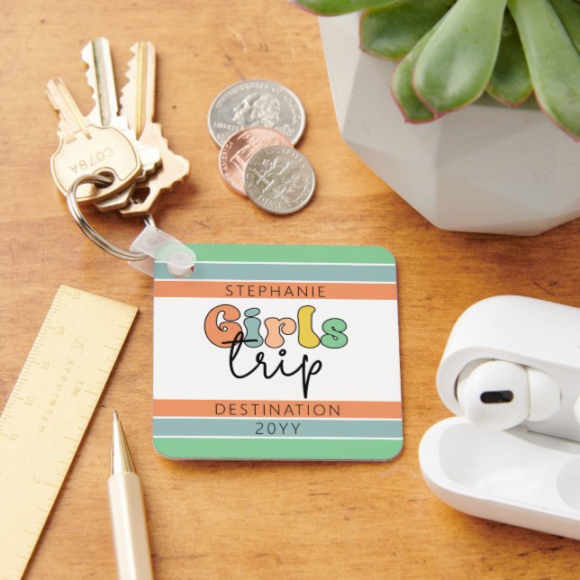 Porte-clés Voyage Retro Girls personnalisé | Filles week-end  (Bureau)