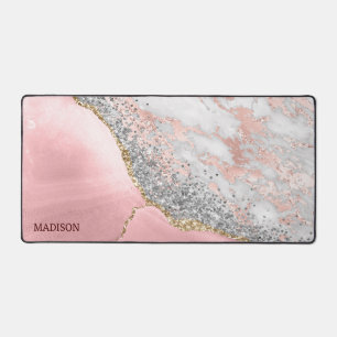 Porte en marbre rose