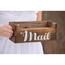 Porte-mail en bois artisanal personnalisé