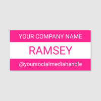 Balise de nom rose chaud sans logo ou 3po magnétiq