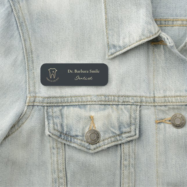 PORTE-NOM DENTISTE ORTHODONTISTE DENTAIRE DENTAIRE MODERNE D (En situation)