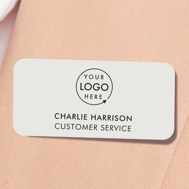 Porte-nom Logo d'entreprise | Employé en niveaux de gris arg (Minimal gray company branded staff name tags for team & employee identity.)