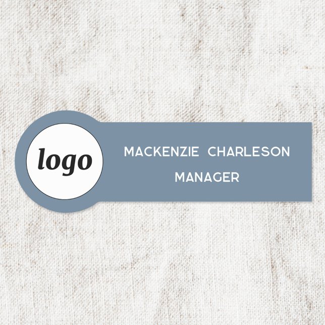 Porte-nom Logo Personnel de l'employé Dusty Blue Business (Simple logo with custom text business branding promotional dusty blue name label pin)