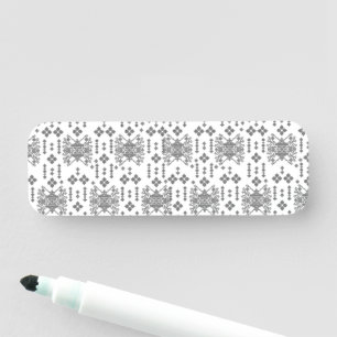 Porte-nom motif noir et blanc avec un arrière - plan blanc
