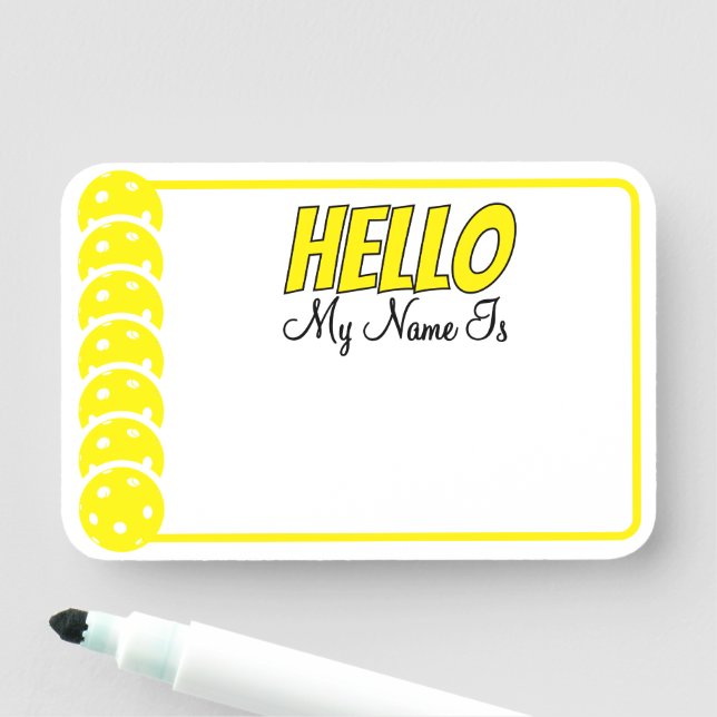 Porte-nom Pickleball Tournament Yellow Pickleballs Dry Erase (En situation)