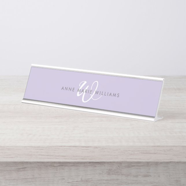 Porte-nom Pour Bureau Monogramme Moderne Lavande Blanc Script (Devant)