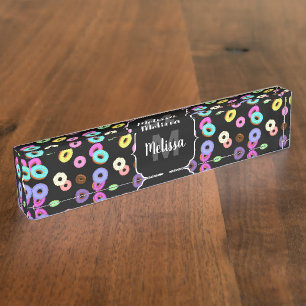 Porte-nom Pour Bureau Motif de beignets colorés amusant noir Monogramme