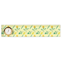 Motif floral avec rose jaune et fleurs de tulipe