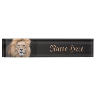 Porte-nom Pour Bureau Portrait de plan rapproché d'un lion masculin