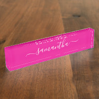 Signature de fille rose et blanche chaude