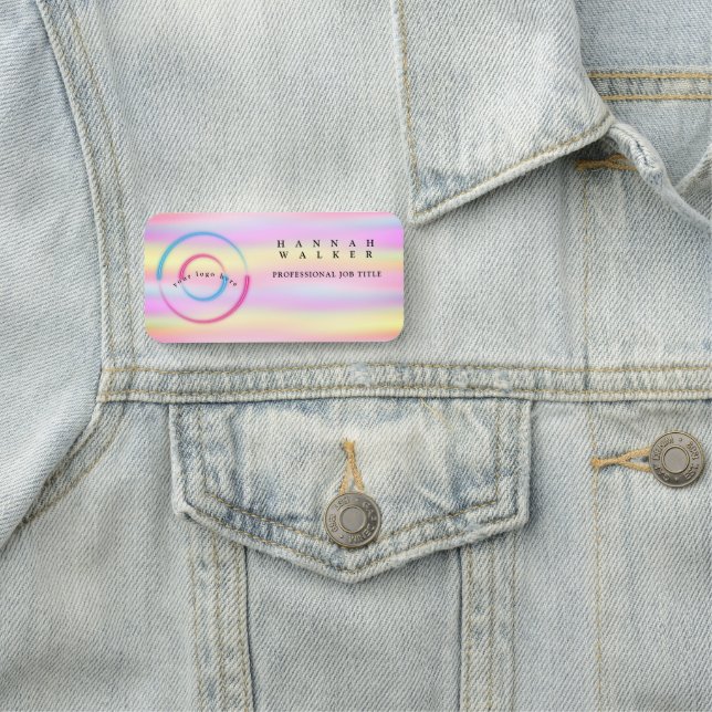 Porte-nom votre logo ici, couleur holographique (En situation)
