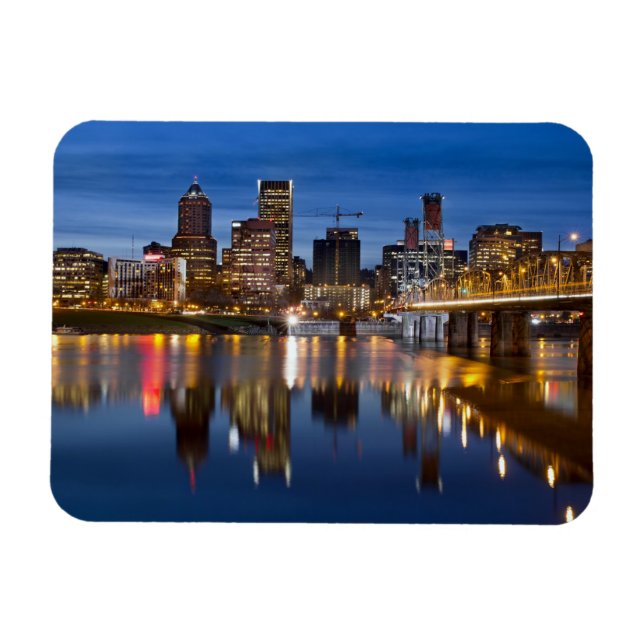 Portland Oregon Downtown Skyline bei Blue Hour Mag Magnet (Horizontal)