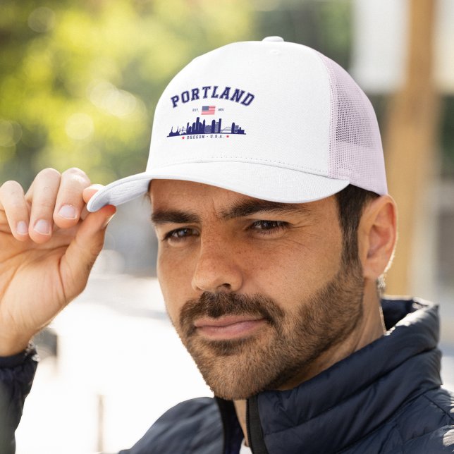 Portland's Urban Silhouette Truckerkappe (Von Creator hochgeladen)