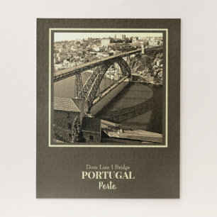 Porto-Brücke über den Douro-Fluss, Portugal, Sepia