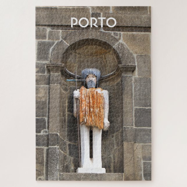 Porto: St. John the Baptist statue, Portugal (Vertikal)