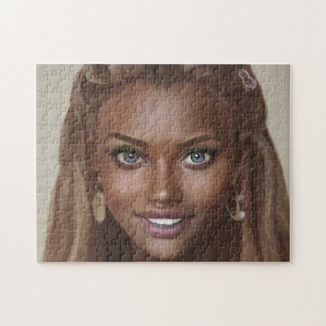 Portrait Brünett Smile Teeth Young Woman (Horizontal)