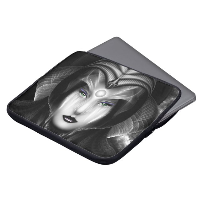 Portrait Cyiria Mitternacht Laptop-Sieb Laptopschutzhülle (Vorne Oben)