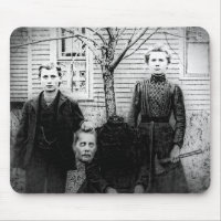 Portrait déplaisant de famille, tapis de souris