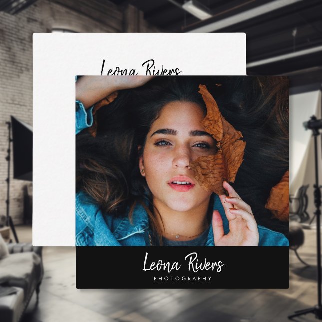 Portrait QR Code Fotograf Business Card Quadratische Visitenkarte (Von Creator hochgeladen)