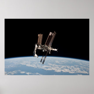 Portrait von Shuttle und Station Poster
