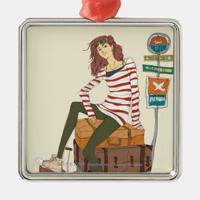 Porträt der jungen Frau sitzend auf Koffer Silbernes Ornament (Vorne)