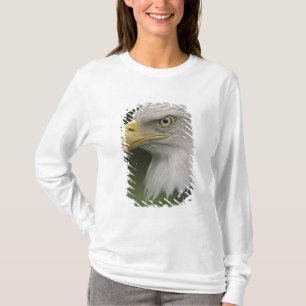Porträt eines erwachsenen Weißkopfseeadlers, Halia T-Shirt