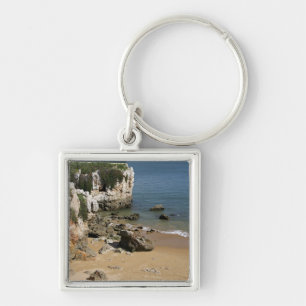 Portugal, Cascais. Praia da Rainha, ein Strand in Schlüsselanhänger