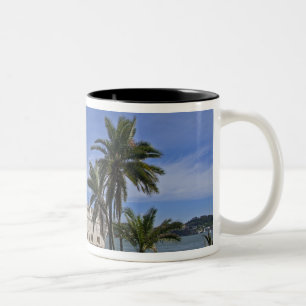 Portugal, Lissabon. Belem-Turm, ein UNESCO-Welterb Zweifarbige Tasse