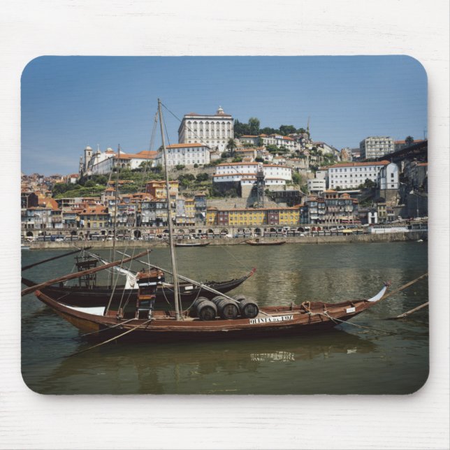 Portugal, Porto, Schiff mit Weinfässern Mousepad (Vorne)