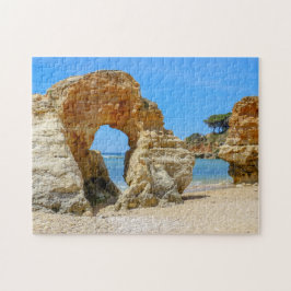 Portugal Strand mit Felsen an der Algarve