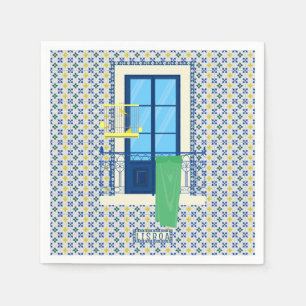 Portugiesische Fliesen und Fensterbalkon mit Vogel Serviette
