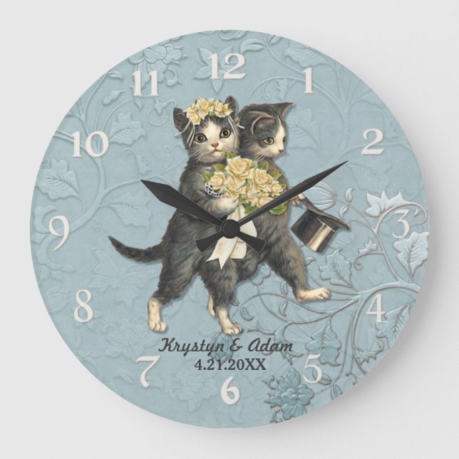 Posh Cats Wedding Blue Große Wanduhr (Vorderseite)