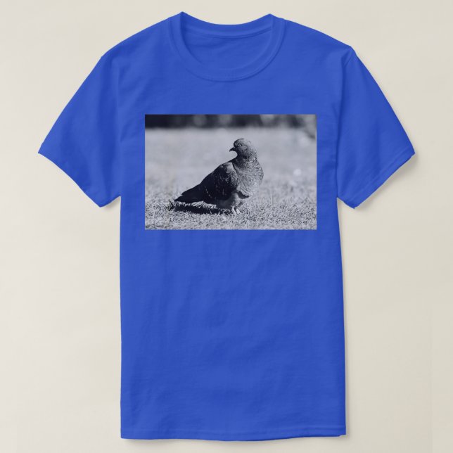 Posing 1 T-Shirt (Design vorne)