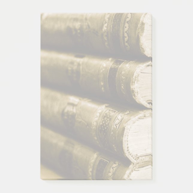 Post-it® A Stack of Old Books (Devant)