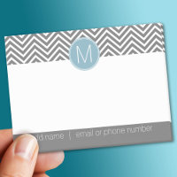 Chevrons gris et bleu pastel avec Monogramme perso
